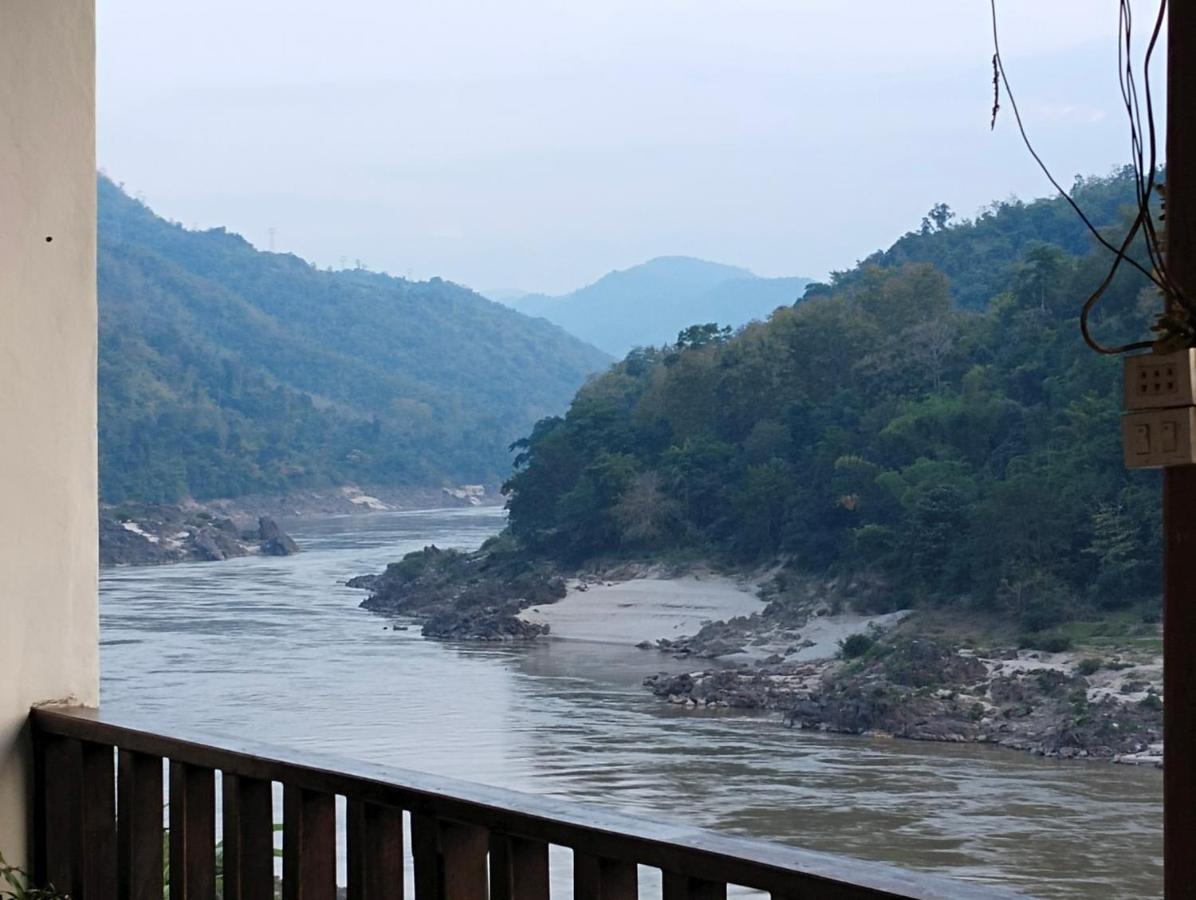 Villa Mekong Guesthouse Pakbeng Ngoại thất bức ảnh